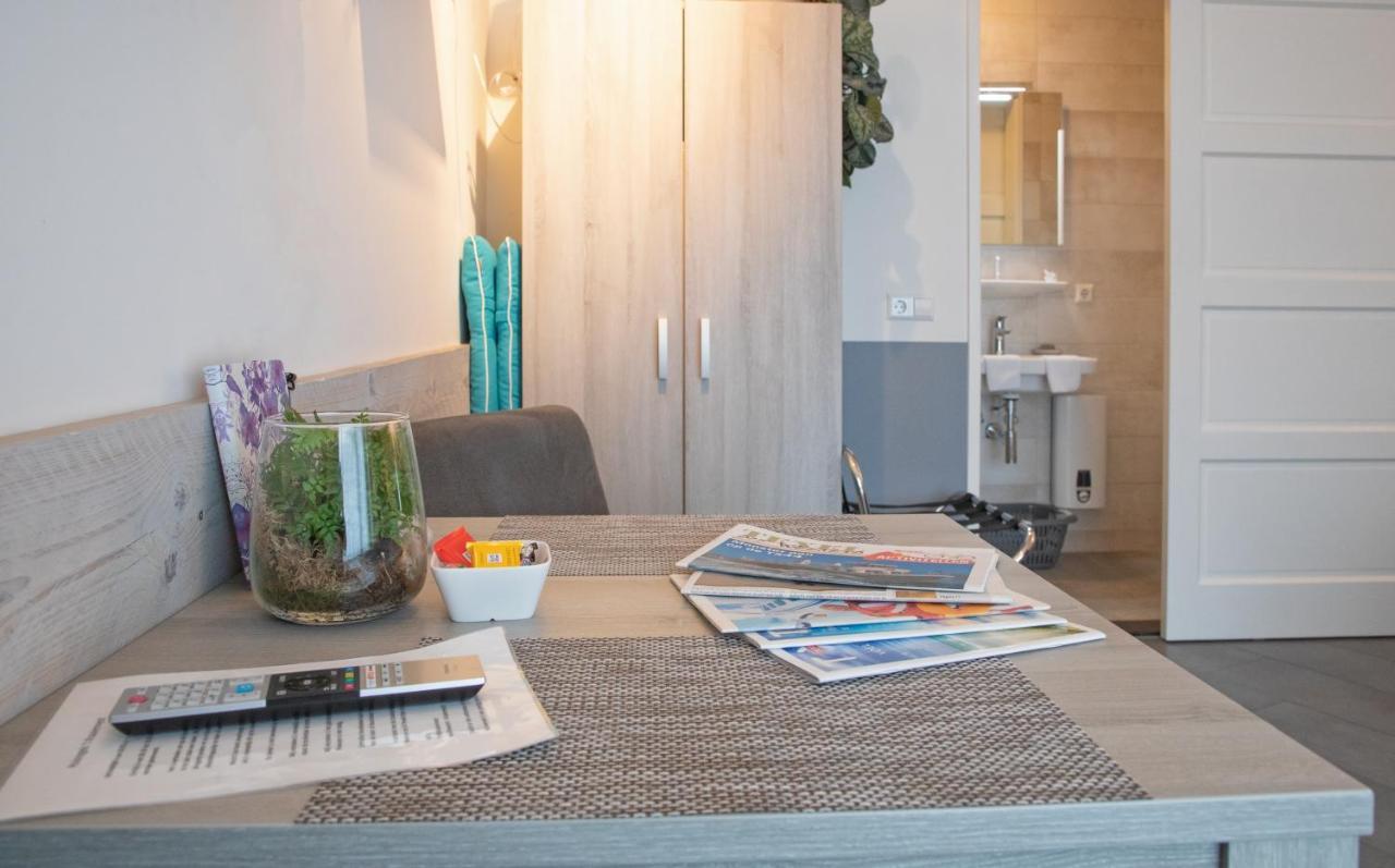 Bnb 'T Kraaiennest De Cocksdorp  Bagian luar foto